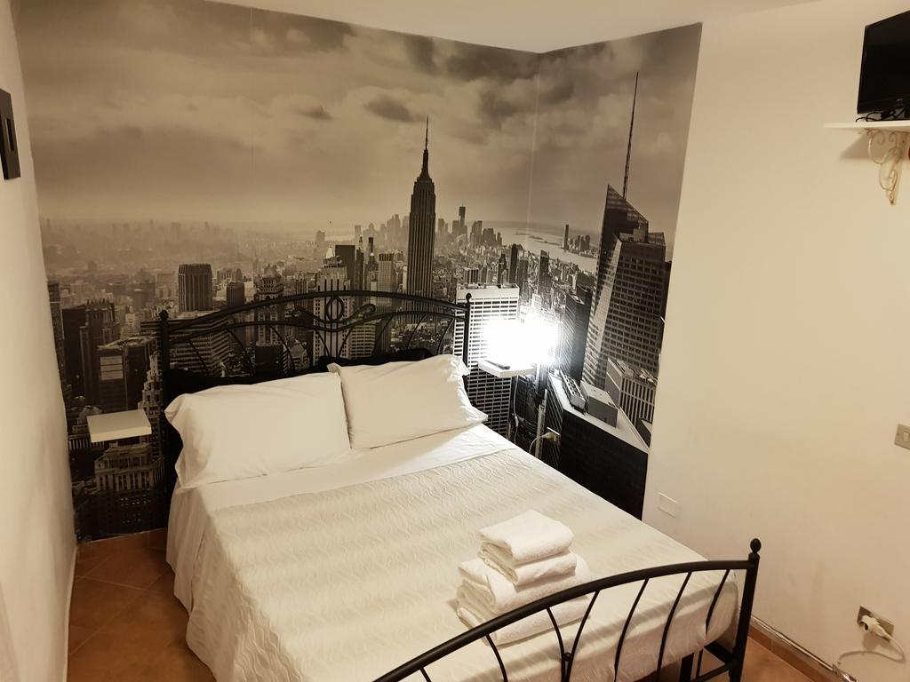 Mi Casa Es Tambien Tu Casa 2 Bed & Breakfast Верона Екстериор снимка