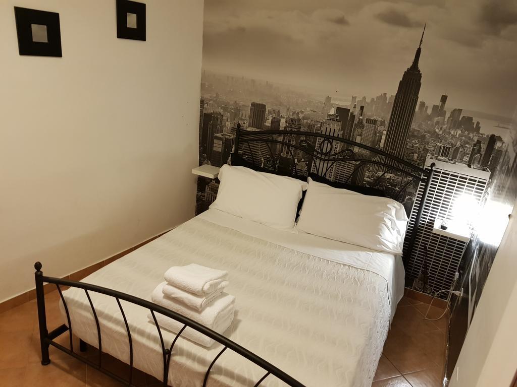 Mi Casa Es Tambien Tu Casa 2 Bed & Breakfast Верона Екстериор снимка