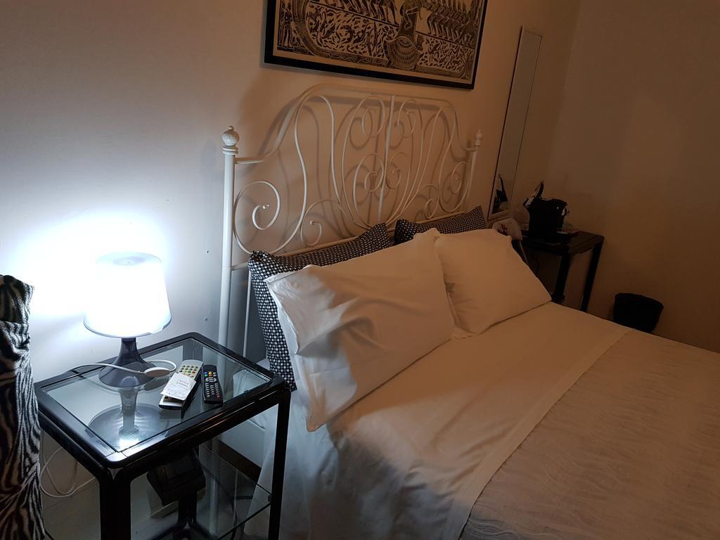 Mi Casa Es Tambien Tu Casa 2 Bed & Breakfast Верона Екстериор снимка