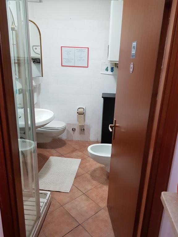 Mi Casa Es Tambien Tu Casa 2 Bed & Breakfast Верона Екстериор снимка