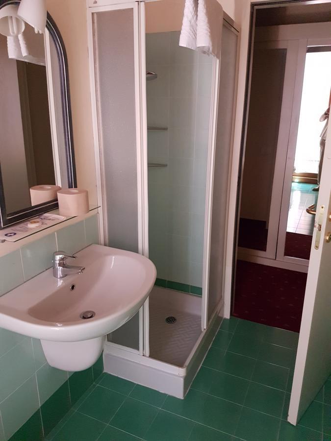 Mi Casa Es Tambien Tu Casa 2 Bed & Breakfast Верона Екстериор снимка